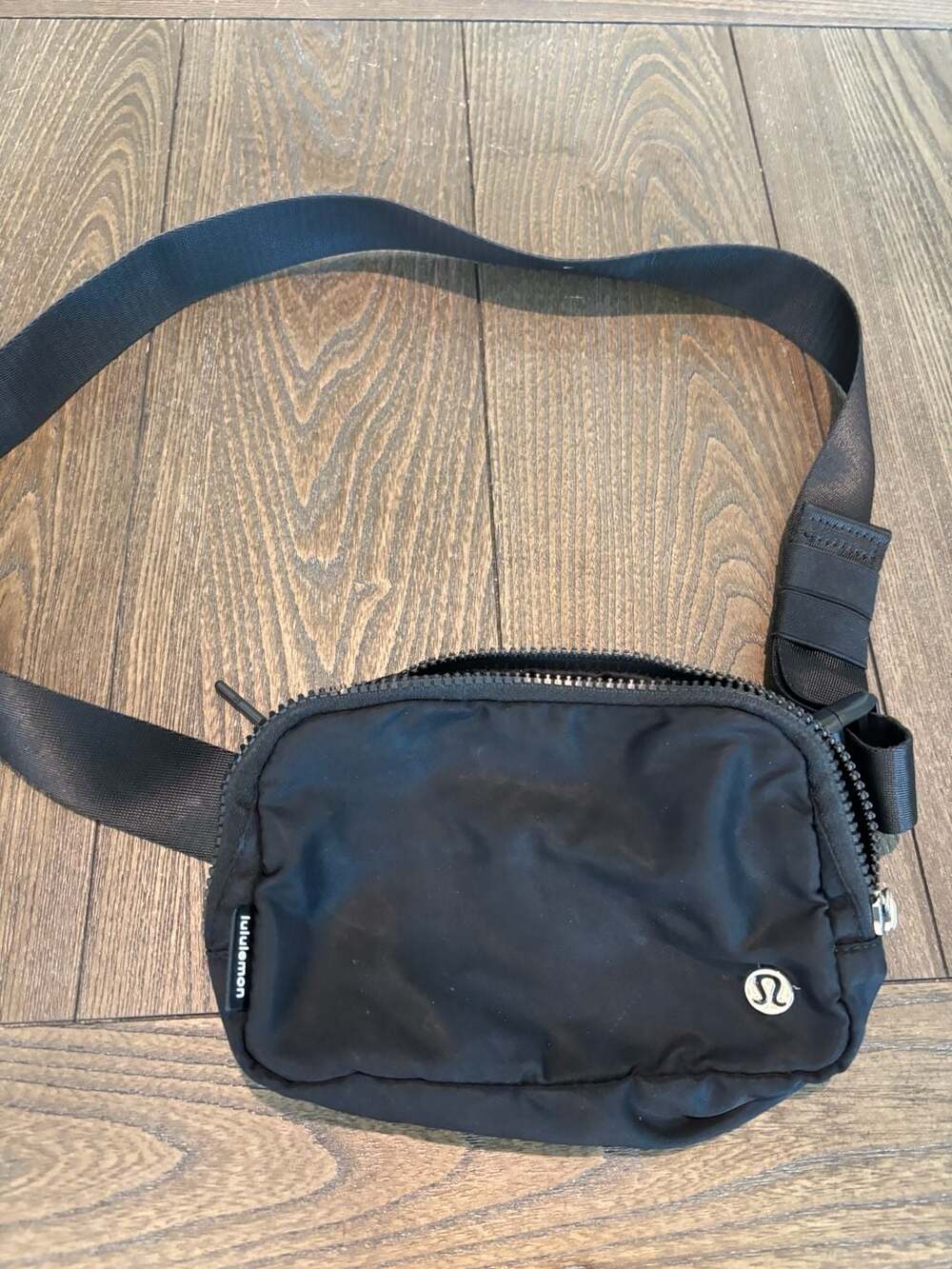 Lululemon Everywhere Belt Bag